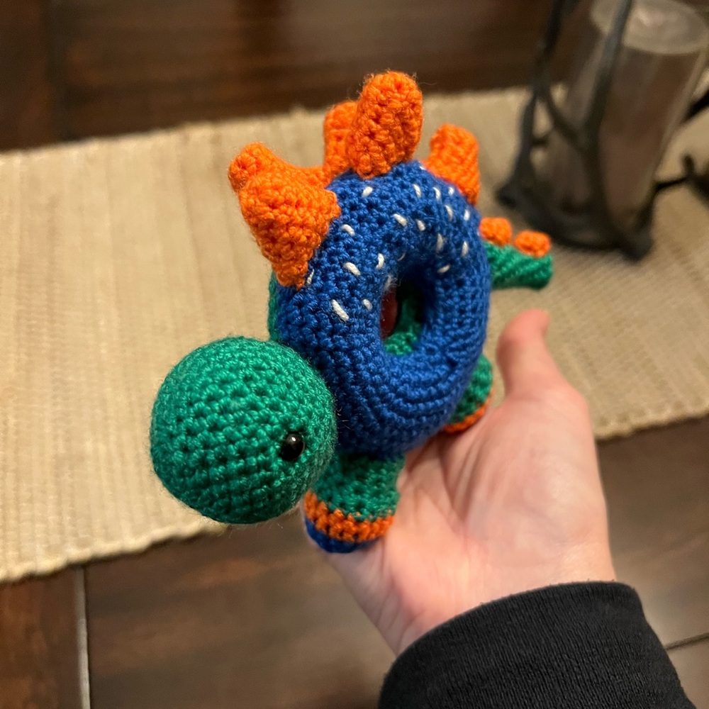 Donut Dino rattle